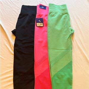 LOT 3 Pairs of Women JOYLAB leggings Size S Small